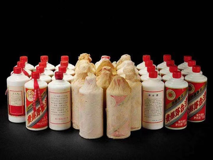 广灵日照岚山回收酒价格哪里回收(附近上门回收茅台酒）?